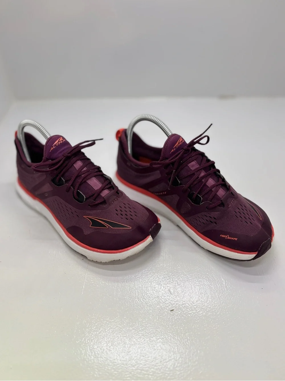 Altra Kayenta Plum Women's Running Shoes US 7 Road Running Sneakers AFW1923G-52